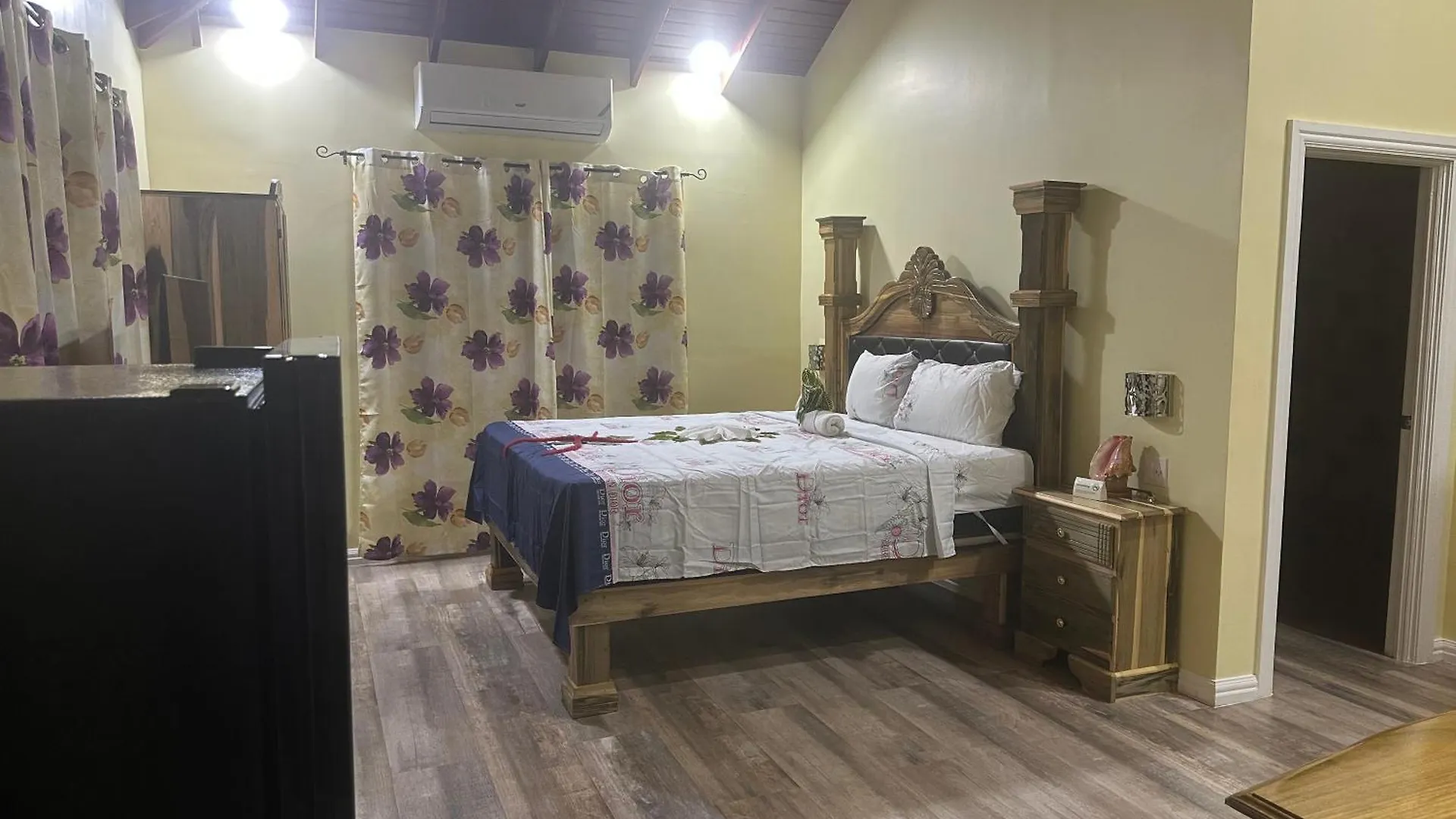 ***  Hotel Yoga Dreams Negril Jamajka