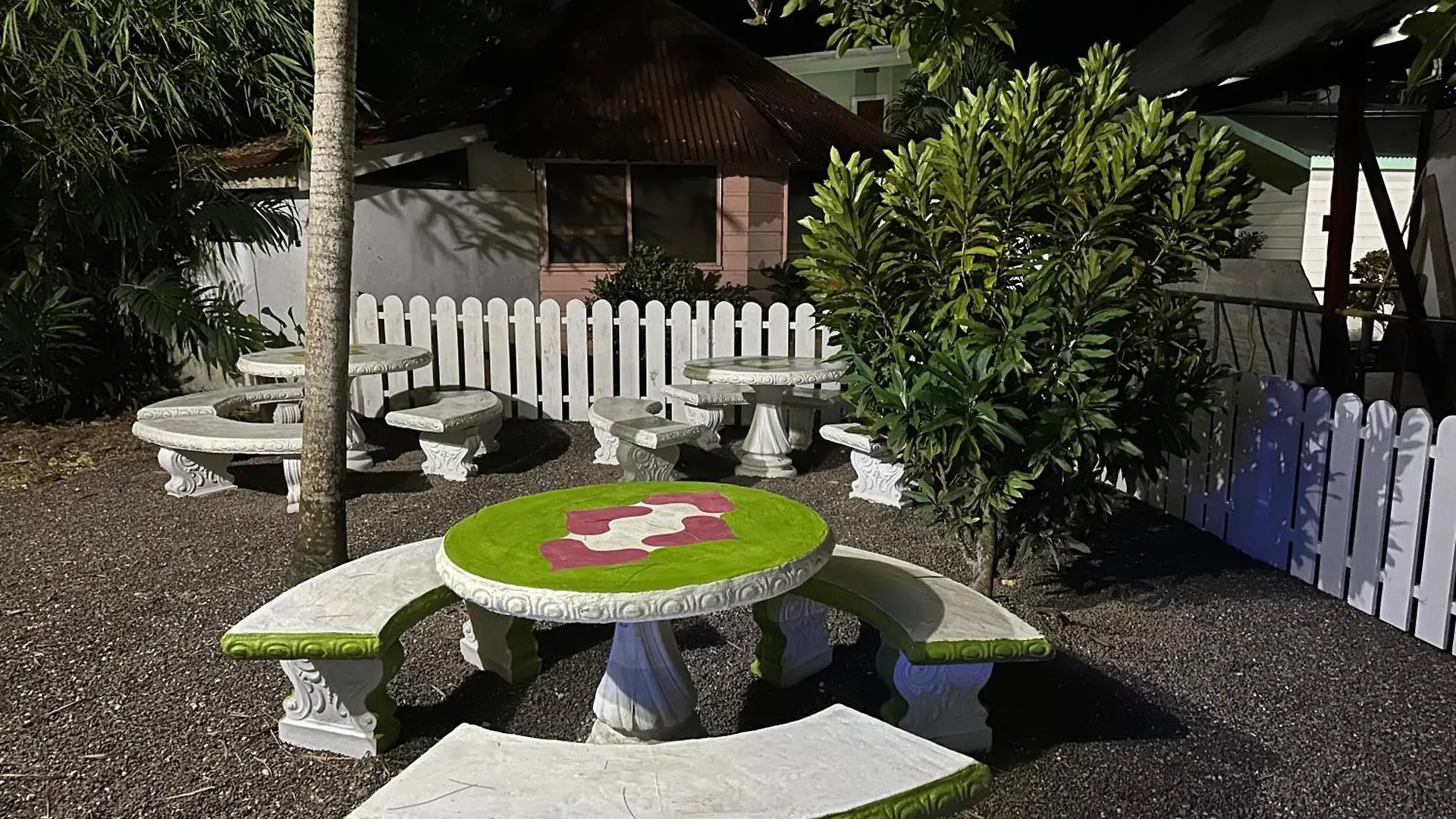 Hotel Yoga Dreams Negril