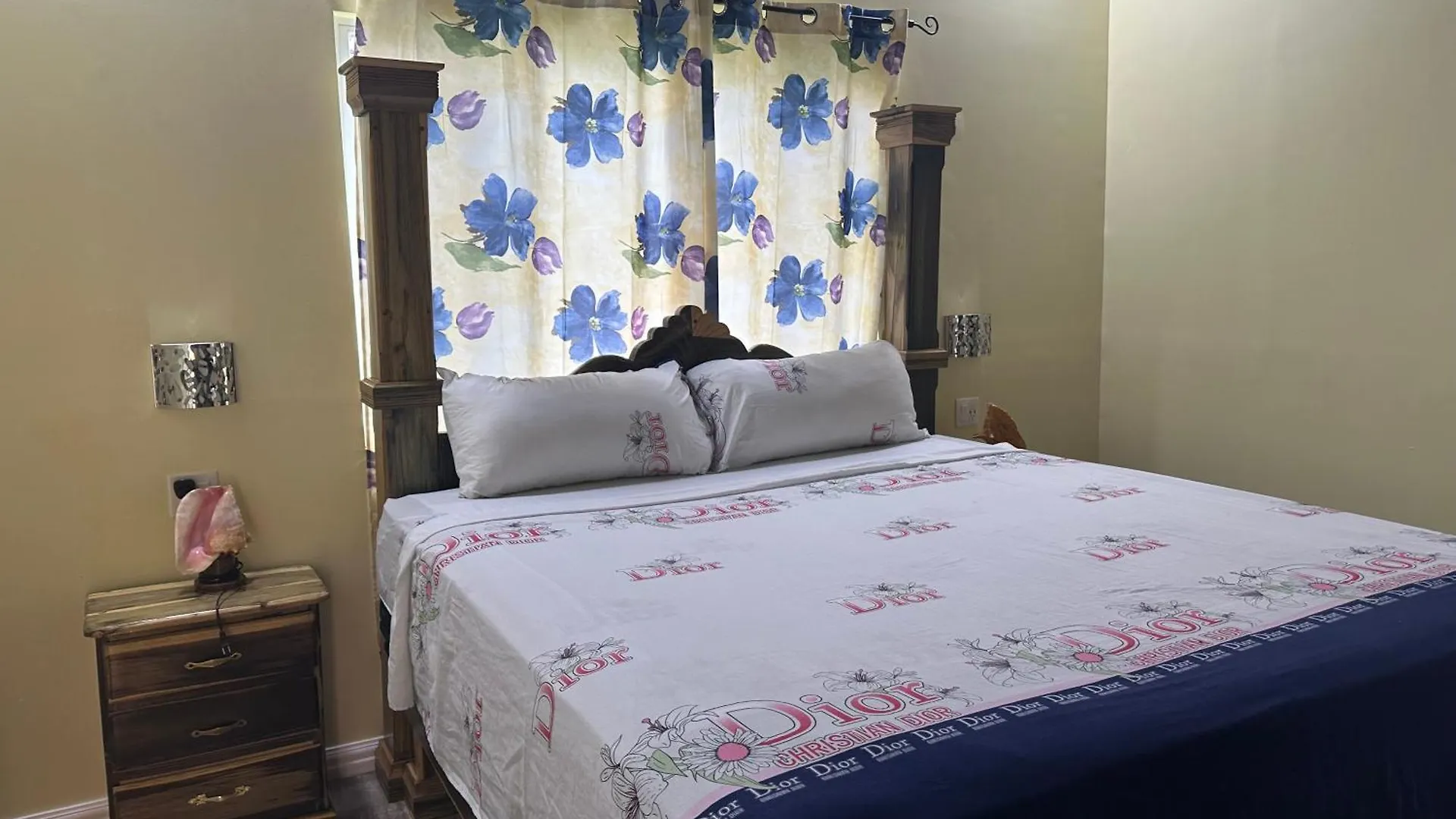 Yoga Dreams Negril Hotel 3*,  Jamaica